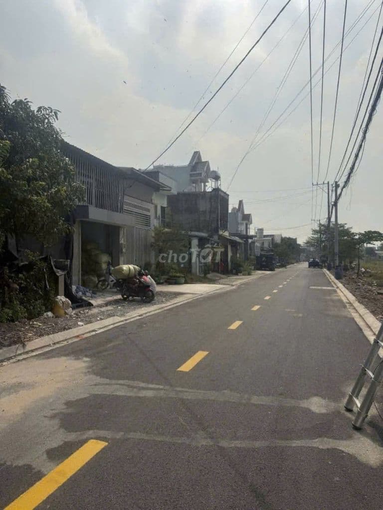 Đất Thổ 5x22m – Xuân Thới Thượng 4, Bà Điểm, gần Trường Bùi Văn Ngữ - Ảnh 2