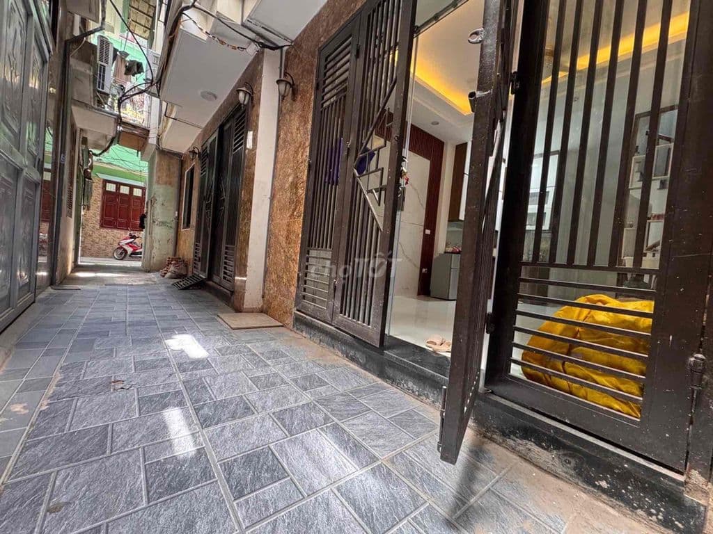 Bán nhà ngõ 64 Đại La gần Chợ Mơ