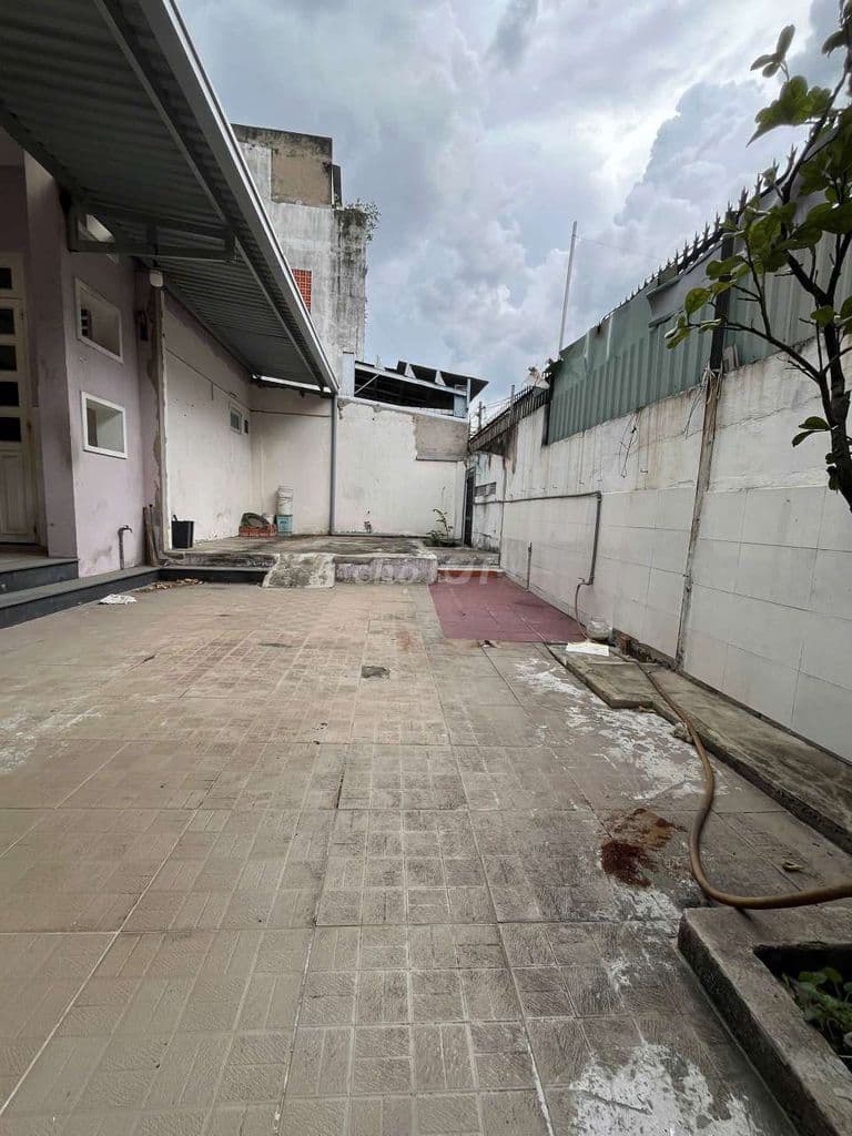 Bán nhà lô góc 9,5 x 11, sổ riêng, Tô Ngọc Vân, Thủ đức - Ảnh 2