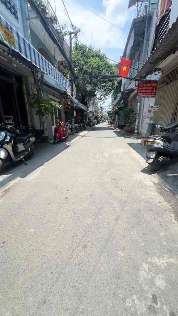Ngay Phan Xích Long - Hẻm 6m xe hơi thông - 50m2 - 3PN - Chỉ 7.2 tỷ