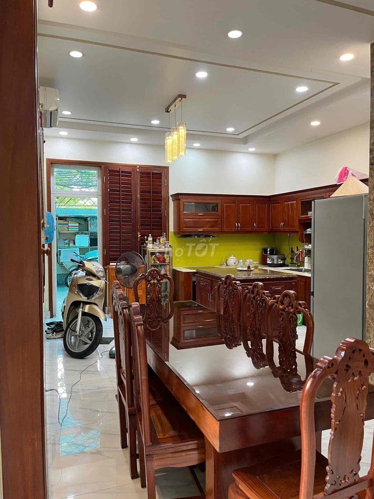 Biệt thự góc 2 Mặt tiền KDC Gia Hoà, Phước Long B. DT: 252m2/23.8 Tỷ - Ảnh 3