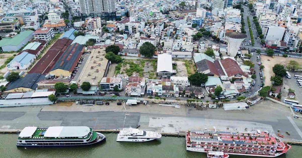 M.TIỀN ~100M2 ĐẤT 4 TẦNG ĐÚC BTCT VỊ TRÍ ĐẸP GIÁP BẾN CẢNG NHÀ RỒNG TI