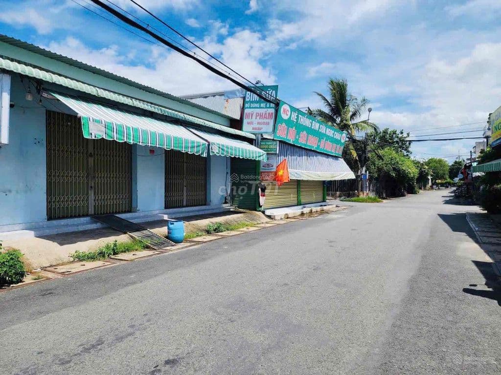 CHỦ CẦN BÁN GẤP LÔ ĐẤT FULL THỔ CƯ GIÁ 720TR NGAY SÁT QUỐC LỘ 22 . - Ảnh 2