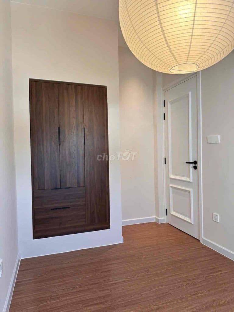 Nhà Thiết kế đẹp Như Căn Hộ Cao cấp xe hơi ra vào thoải Mái. - Ảnh 2