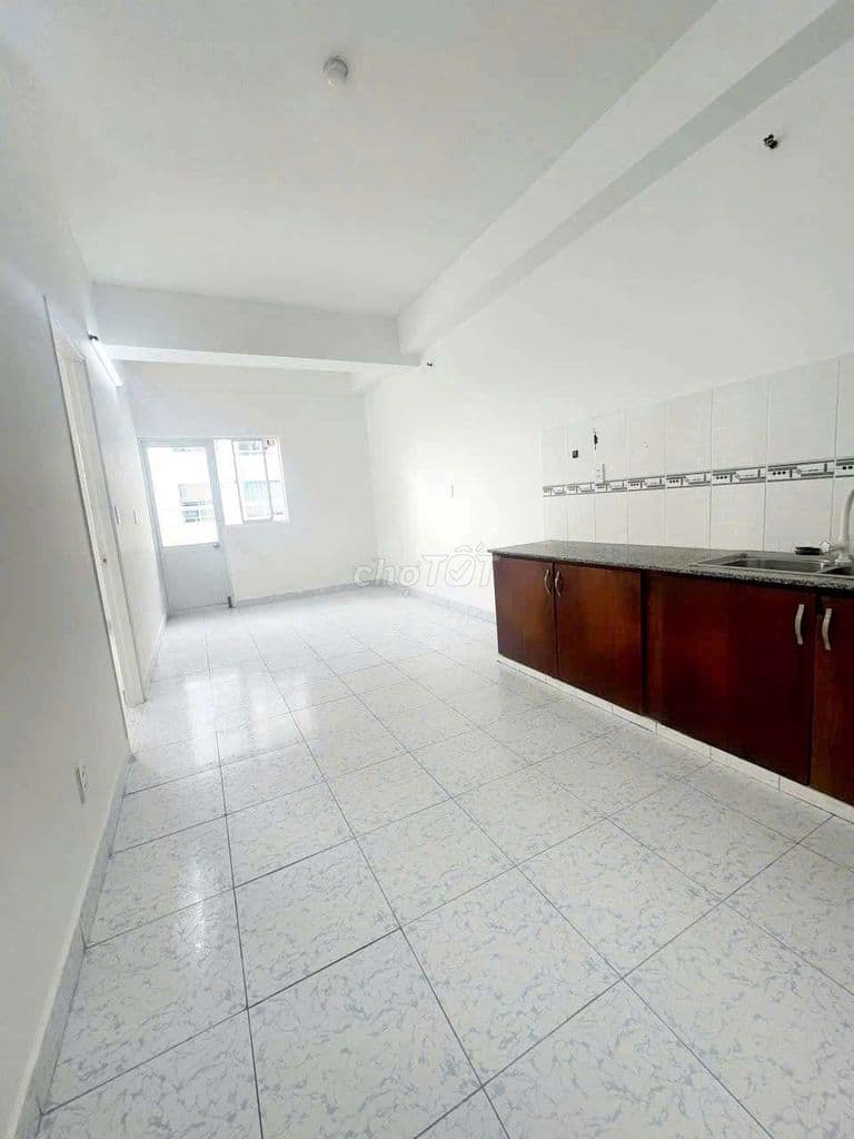 EM CHŪ CẦN BÁN CC LÊ THÀNH BLOCK A CĂN 38,2M NHÀ RỘNG ÐẸP MỚI 100/100 - Ảnh 3