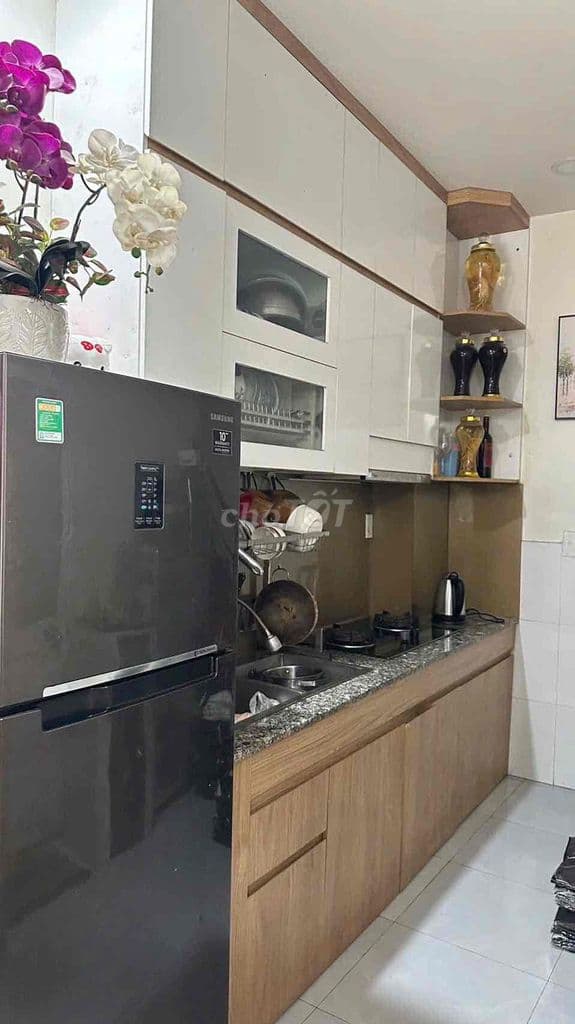 BÁN NHÀ 1 TRỆT 2 LẦU 3 PHÒNG NGỦ GIÁ 1 TỶ 580 TRIỆU - Ảnh 2