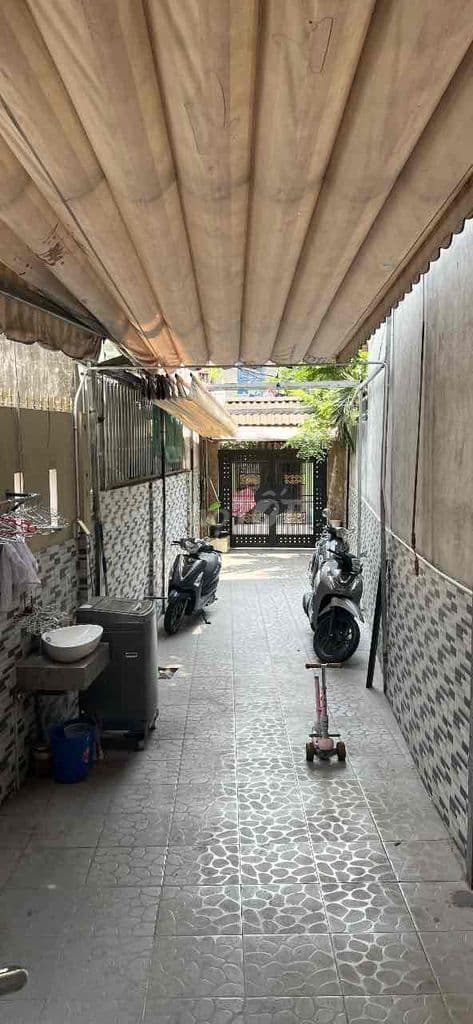 Chính chủ bán 210/19A CMT8 3.8x20 nở hậu 8m , hầm 3 lầu