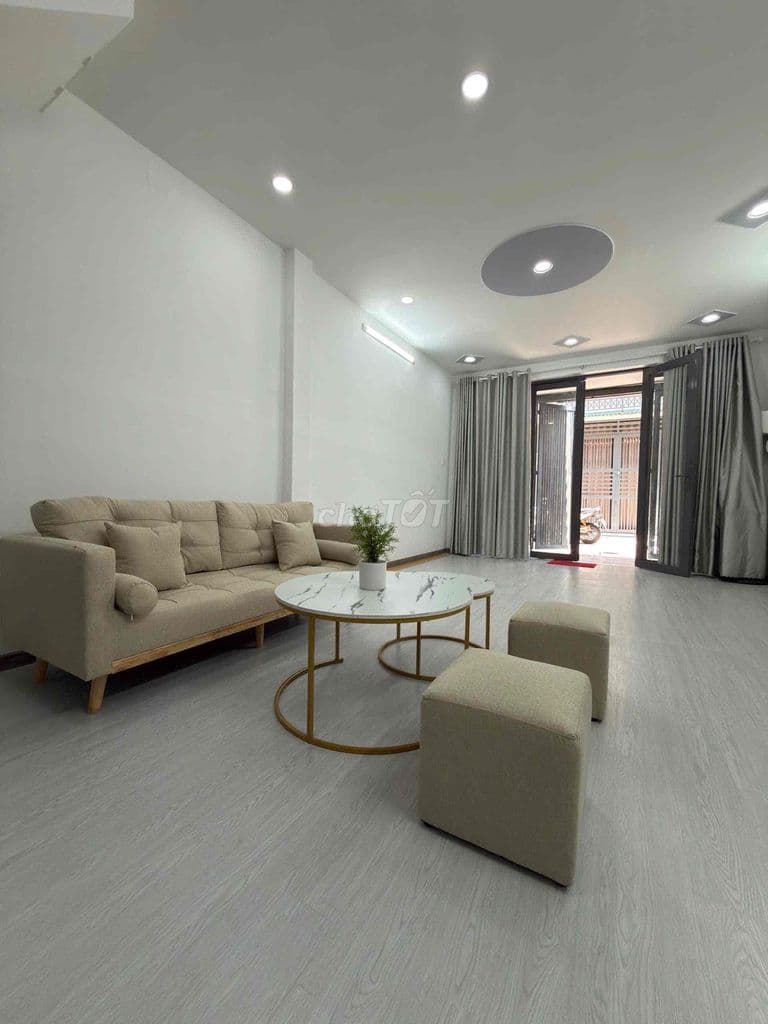 NHÀ ĐẸP 4x12 - NGAY CHỢ BÌNH LONG