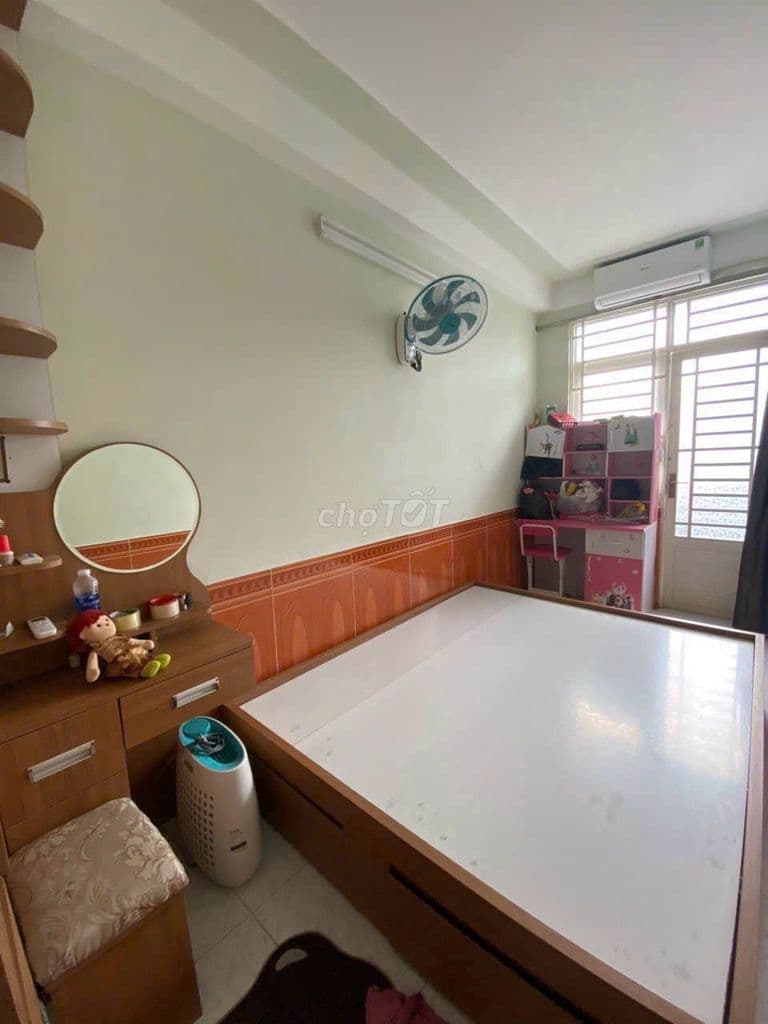 Bán nhà Đường Thoại Ngọc Hầu , Quận Tân Phú - Ảnh 3