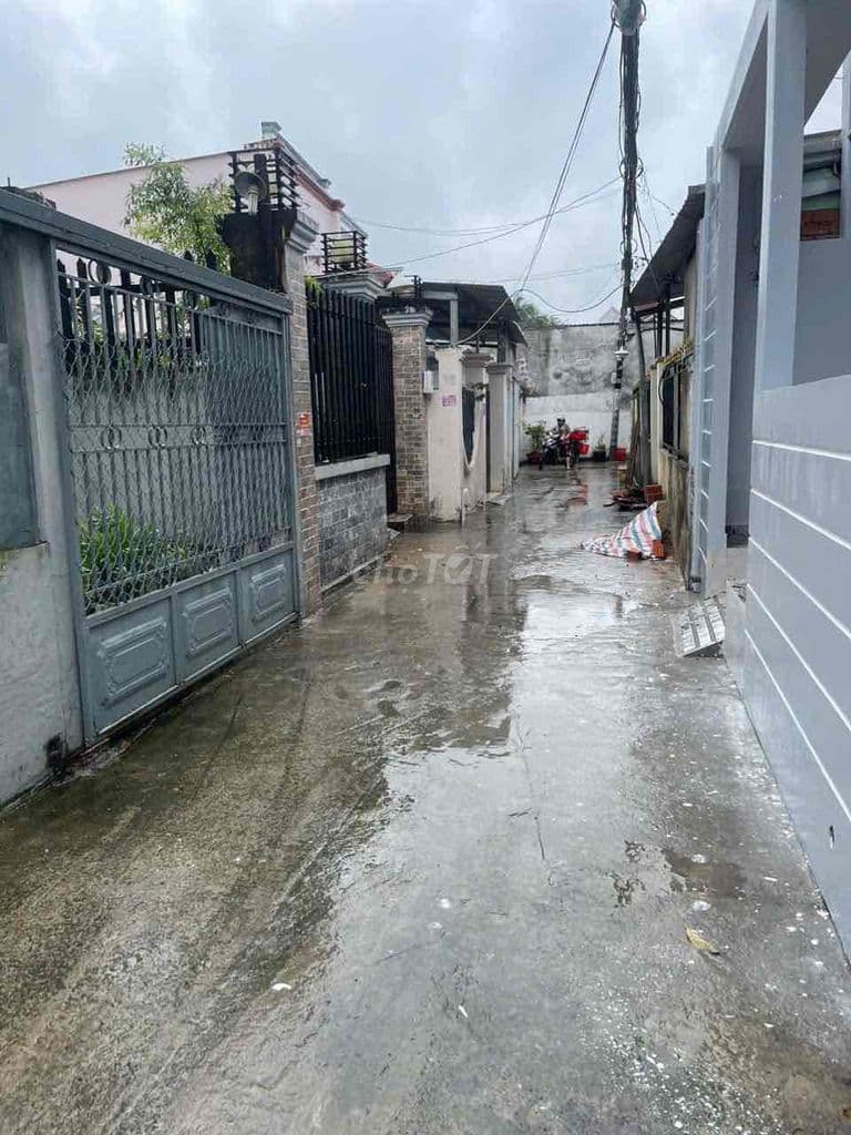 BÁN NHÀ CẤP 4 NHÀ BÈ