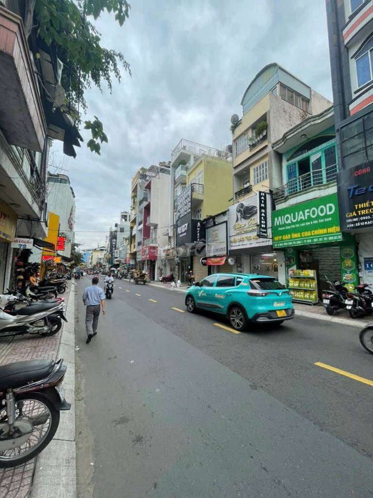 Mặt tiền đường Rạch Bùng Binh, Q3. Dt: 4m x 9m. Trệt 3 Lầu st - Ảnh 3