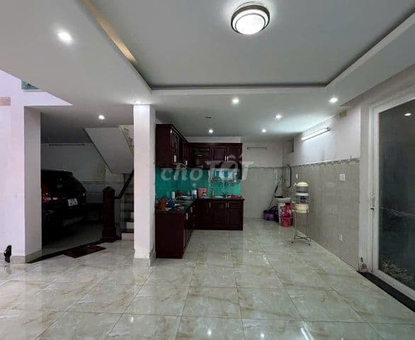 Biệt thuuwjj đường dương đưc hiền DT 13x11,5 đúc 1 trệt 2 lầu