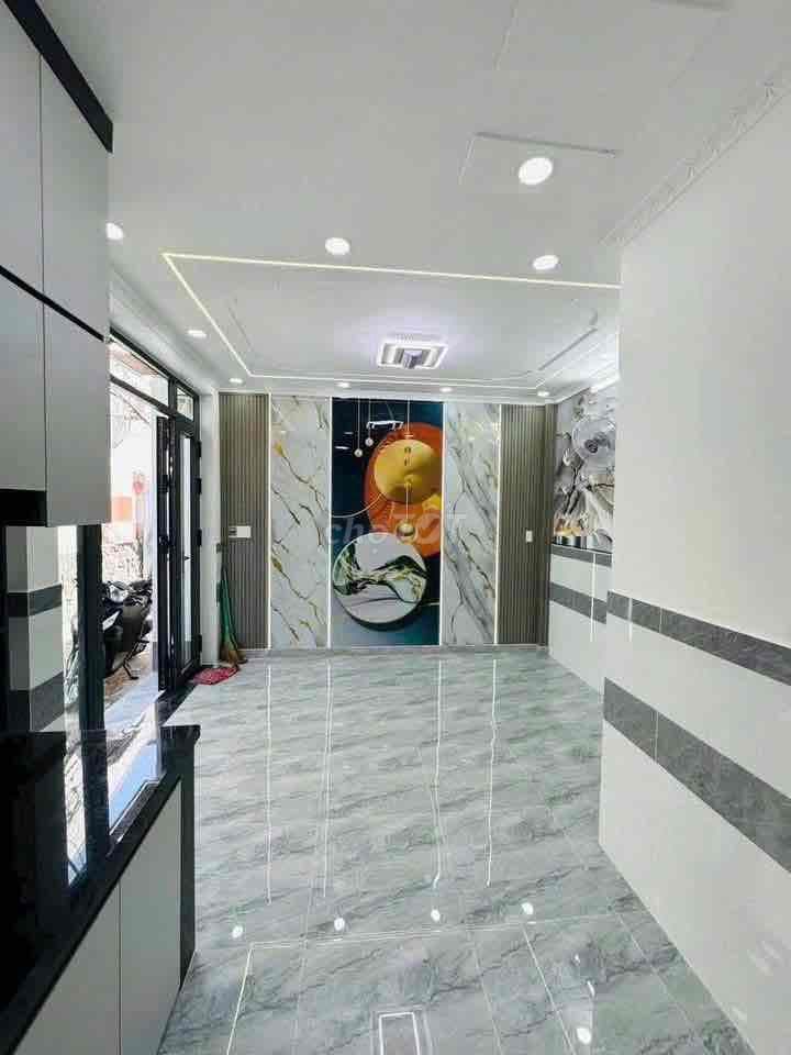 CHÍNH CHỦ GỬI CĂN NHÀ 855 TRIỆU - GẦN NGÃ TƯ PHAN VĂN HỚN