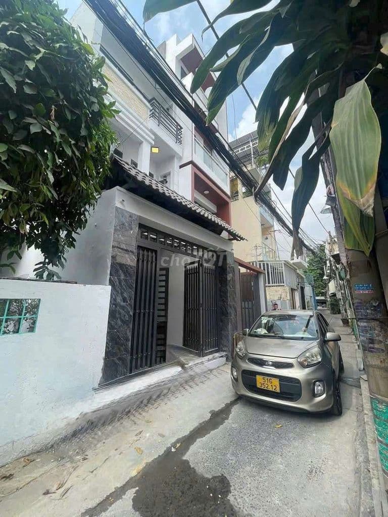 Chính chủ gửi bán gấp căn nhà Bình Long Tân Phú hẻm xe hơi 76m2 alo - Ảnh 2