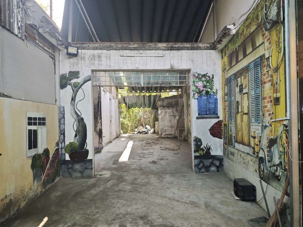 Nhà cấp 4 diện tích đất hơn 420m², nở hậu, gần cầu Phước Lộc, Nhà Bè - Ảnh 2