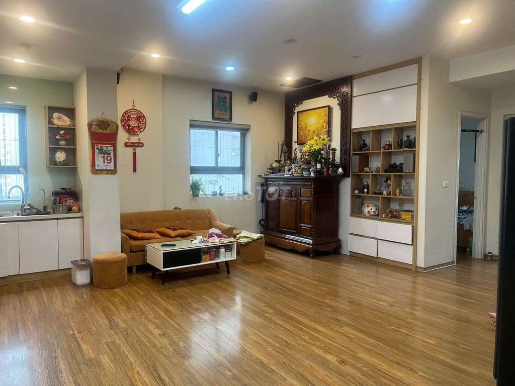 Chính chủ nhờ em bán căn hộ tòa Trung Ricecity Linh Đàm