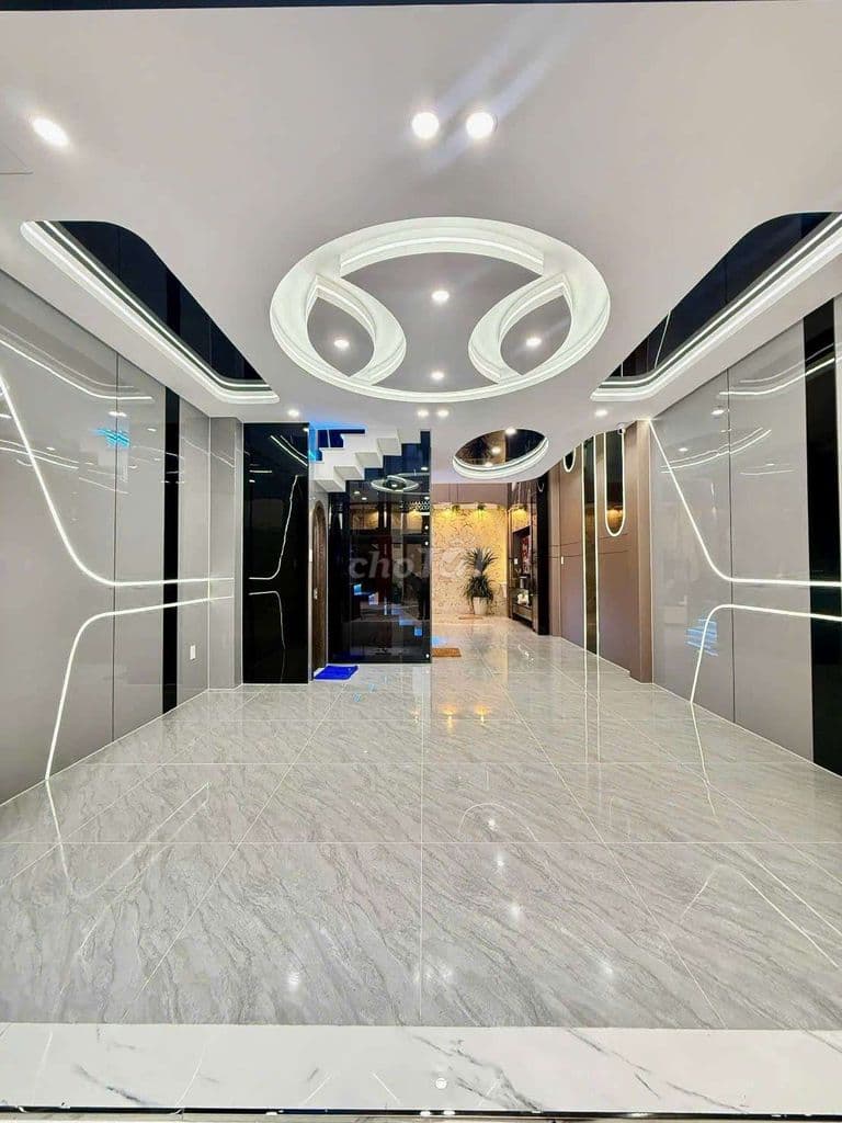 NHÀ 5 TẦNG,NỘI THẤT SIÊU ĐẸP, ĐƯỜNG 7M THANG MÁY, Ô TÔ NGỦ TRONG NHÀ - Ảnh 2