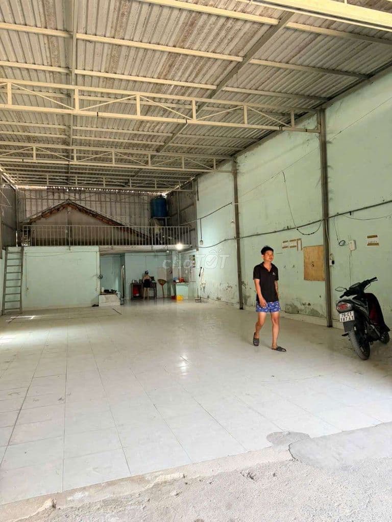 Bán đất,xây nên xưởng,Dt 173,20m²,ngang 7.70,dài 22,50,đường ô tô