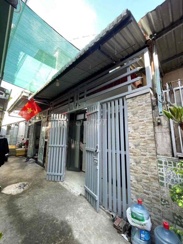 NHÀ ĐẸP GIÁ TỐT VÀO Ở NGAY TRỊNH THỊ MIẾNG TTT NGAY CHỢ THỚI TỨ