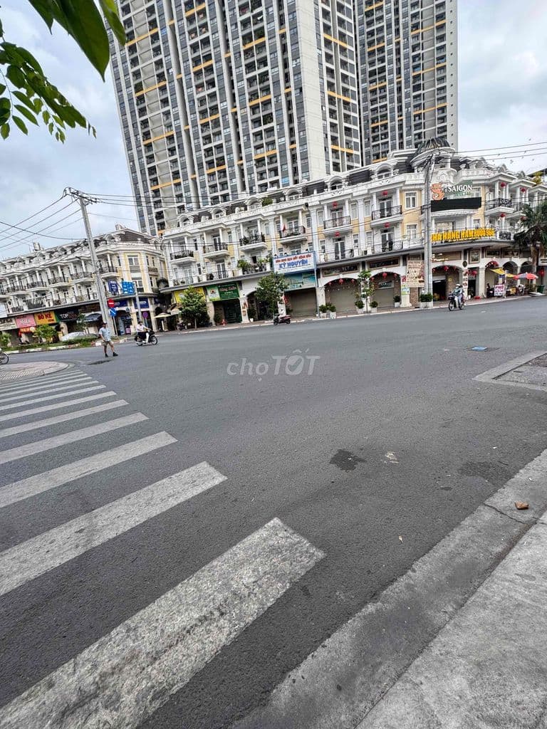 Bán nhà 4 tầng mặt tiền đường số 6 giao tạ quang bửu Q8 - Ảnh 2