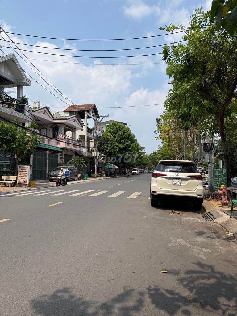 Bán nhà MT đường 18m Q.tân bình 1 trệt 4 lầu DT 90m2 nhà ga metro số 2 - Ảnh 2