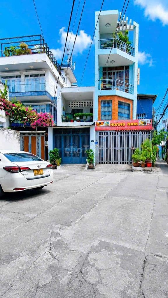NGAY SIÊU THỊ EMART PHAN VĂN TRỊ, Ô TÔ ĐẬU CÁCH 1 CĂN, TRƯỚC NHÀ 5M - Ảnh 2