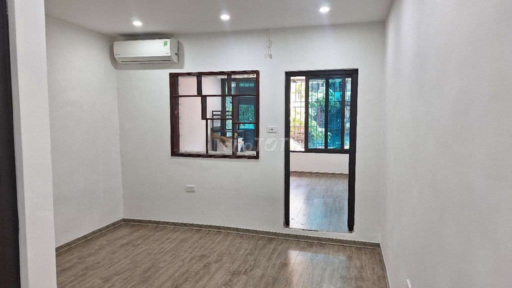 BÁN TẬP THỂ TẦNG 2, khu C13 THANH XUÂN - Ảnh 3