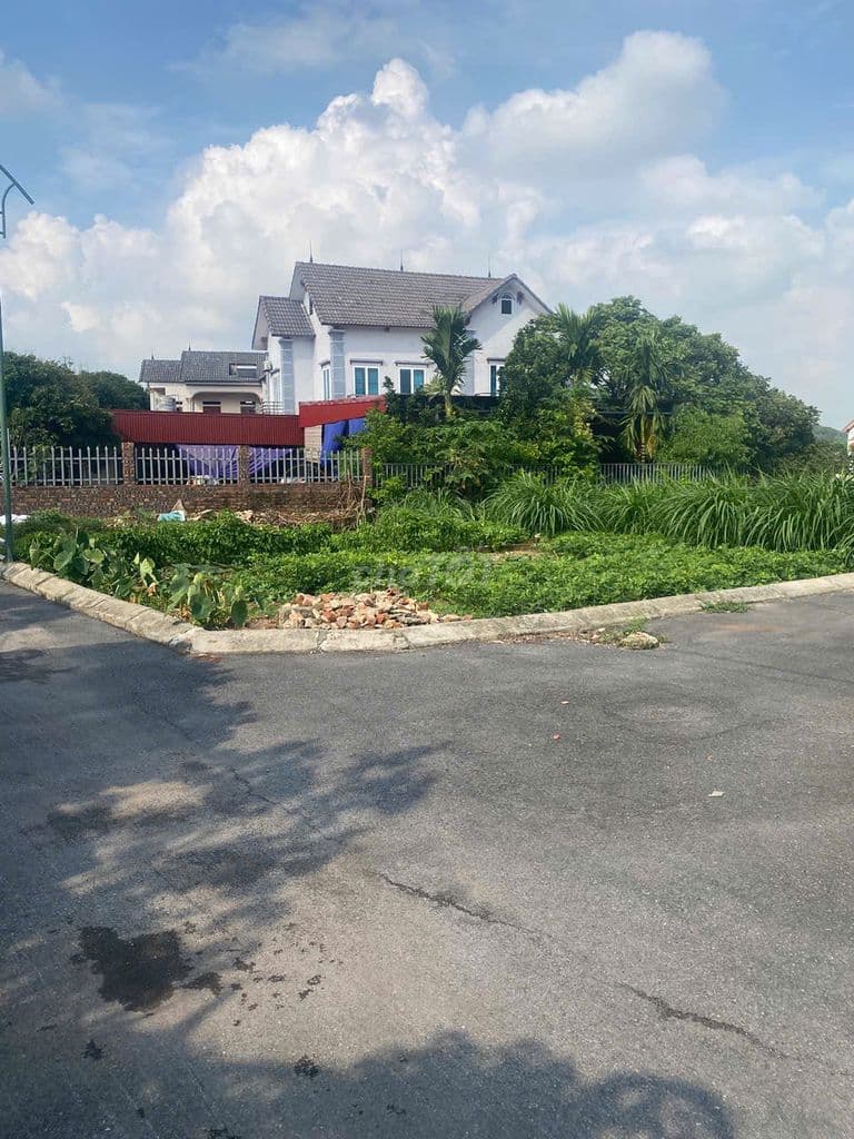 cần bán gấp mảnh đất siêu full thổ cư