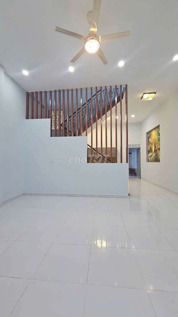 Nhỉnh 4 TỶ- Ngang khủng 6m. DT 6x13- 1 Lầu MỚI- Đường số 4, pBHHB.