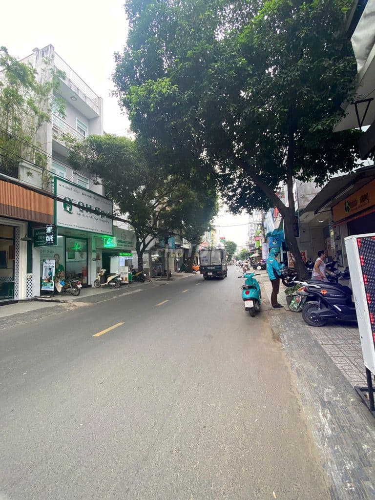 SIÊU PHẨM ! Nhà MTNB 12m Ngay Lũy Bán Bích| DT: 4X 17,5m- 2 Tầng|