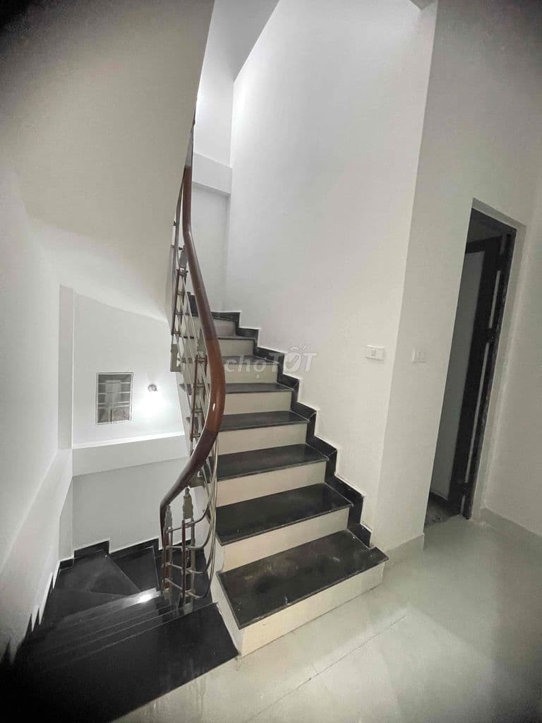 Chủ đổi nhà to hơn bán nhà Vân Canh 32m giá 5.35 tỷ - Ảnh 3