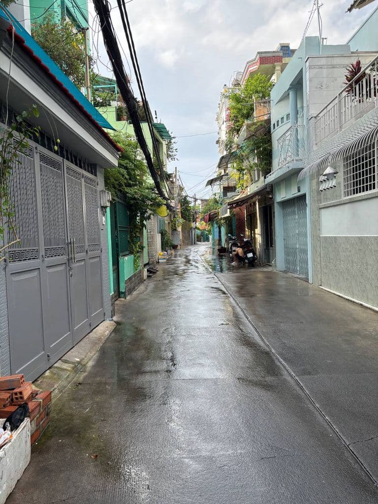 Bán nhà Hẻm xe hơi Bùi Đình Túy, Quận Bình Thạnh.