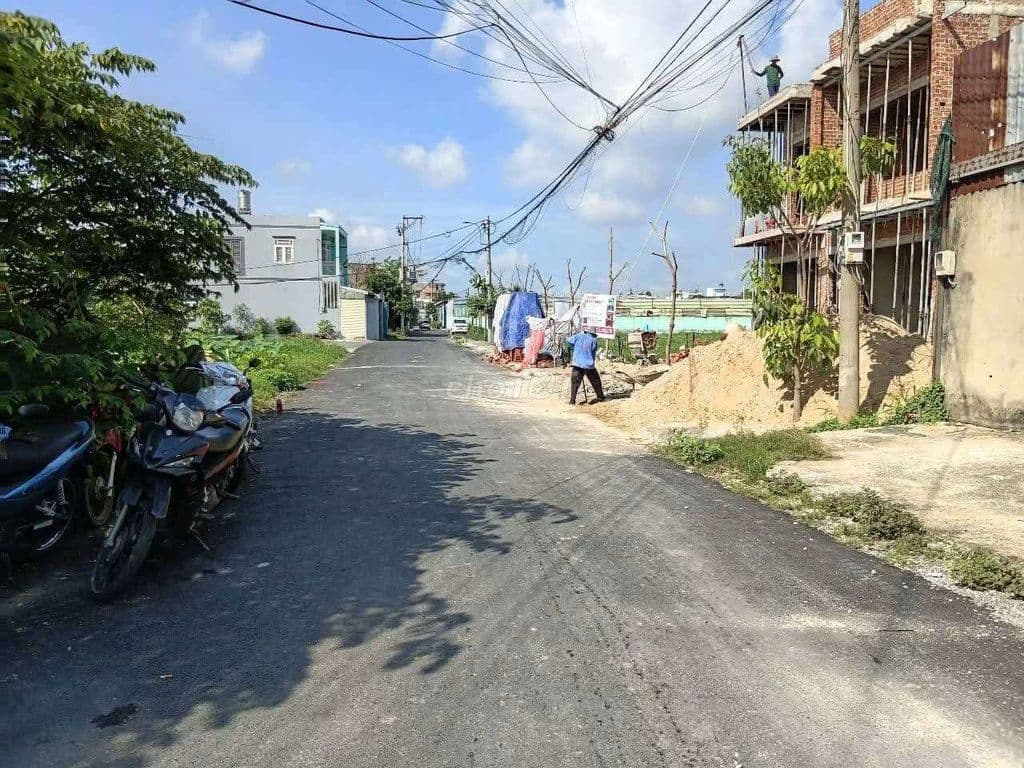 Đất 5 x 24m đường nhựa 8m thông. Sau lưng chợ Xuân Thới Thượng - Ảnh 2