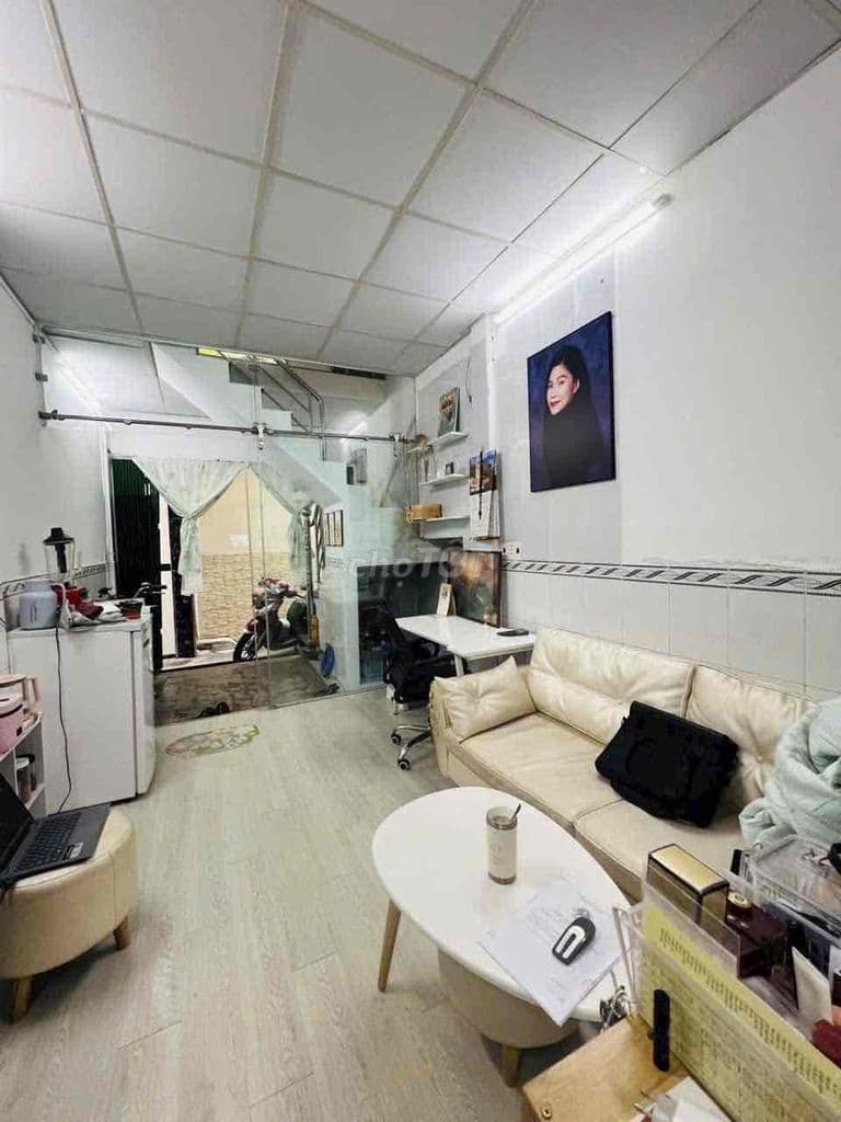 BÁN NHÀ 3.5M X 9M, 2 TẦNG, CÁCH MẠNG THÁNG 8, QUẬN 3, GIÁ CHỈ 3.6 TỶ