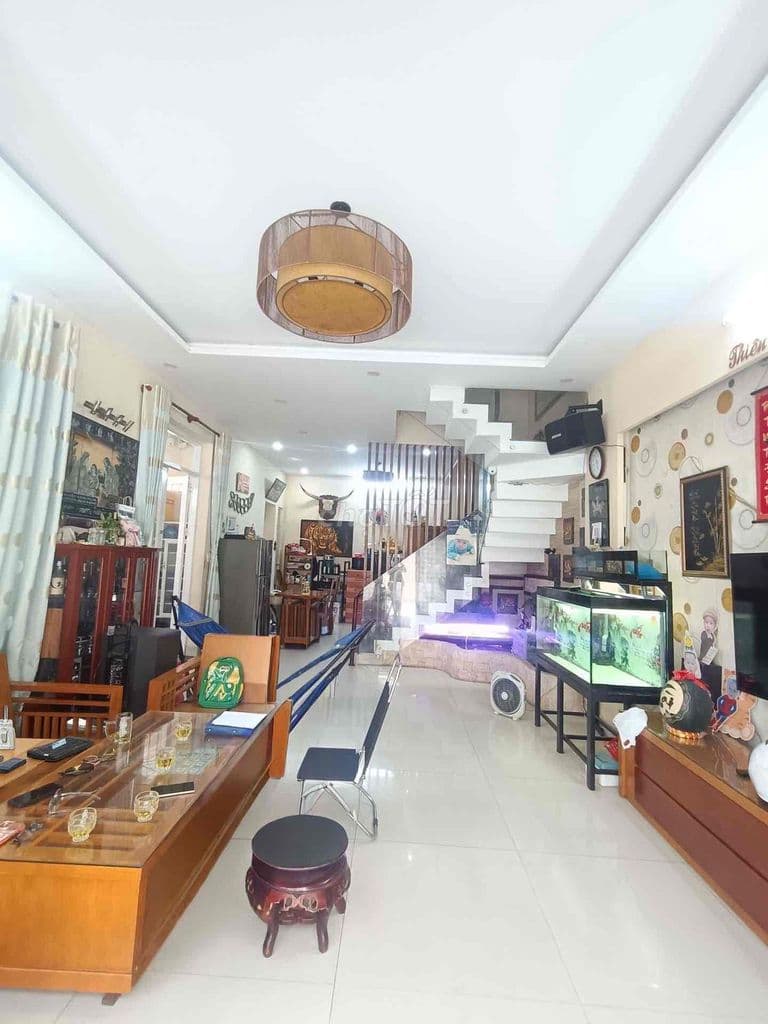 Nhà 8m ngang KHỦNG- 4T BTCT-P9-Gò Vấp -8,6 tỷ TL