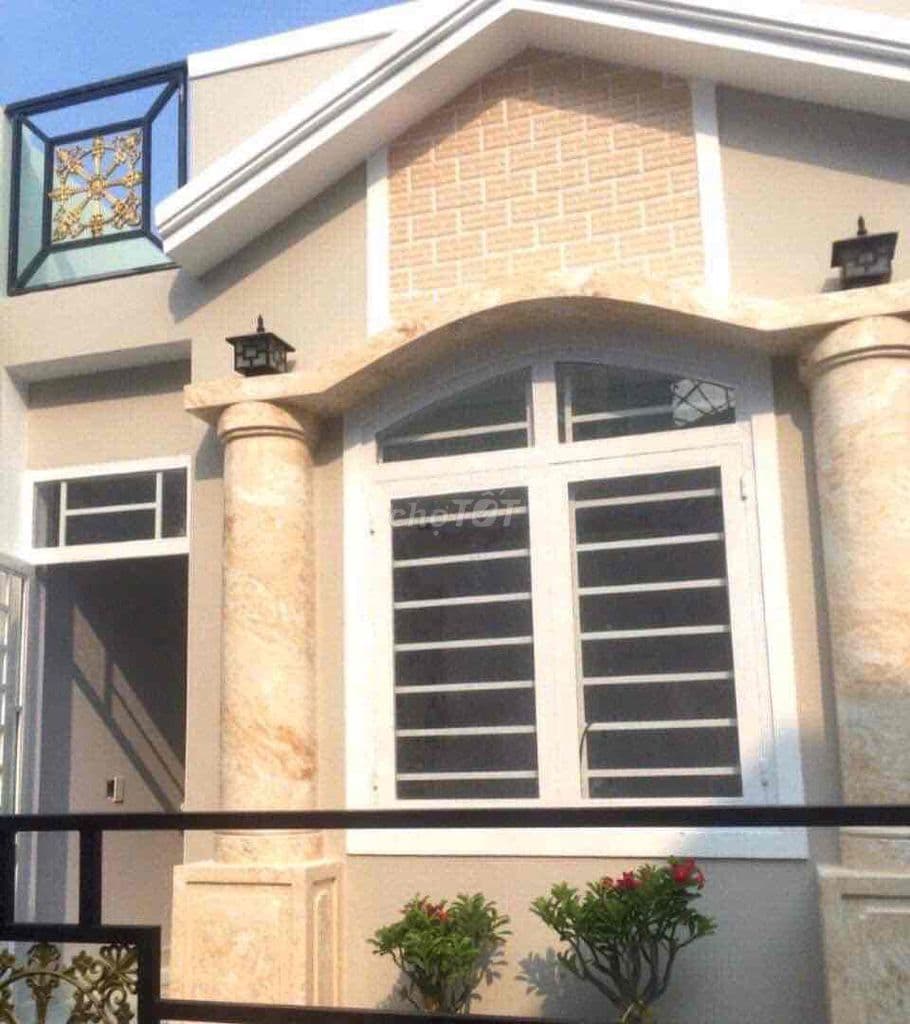 nhà 790 hương lộ 2 4x12m đúc 1tr 1 lâu sân thượng. 3pn