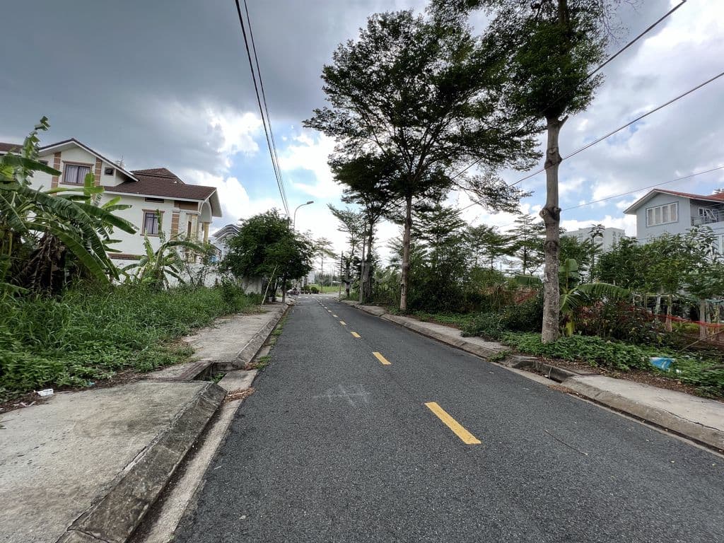 11 tỷ /500 nền 240m2 Biệt thự có sổ cá nhân KDC Phú Lợi - Ảnh 2