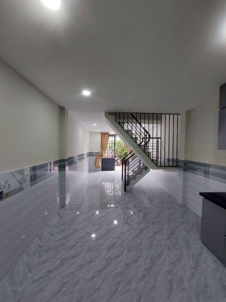 Bán nhà đường Phạm Hùng C4 DT.3m6×10m, 1Lững 2Phòng hẽm xe hơi xe tải - Ảnh 3
