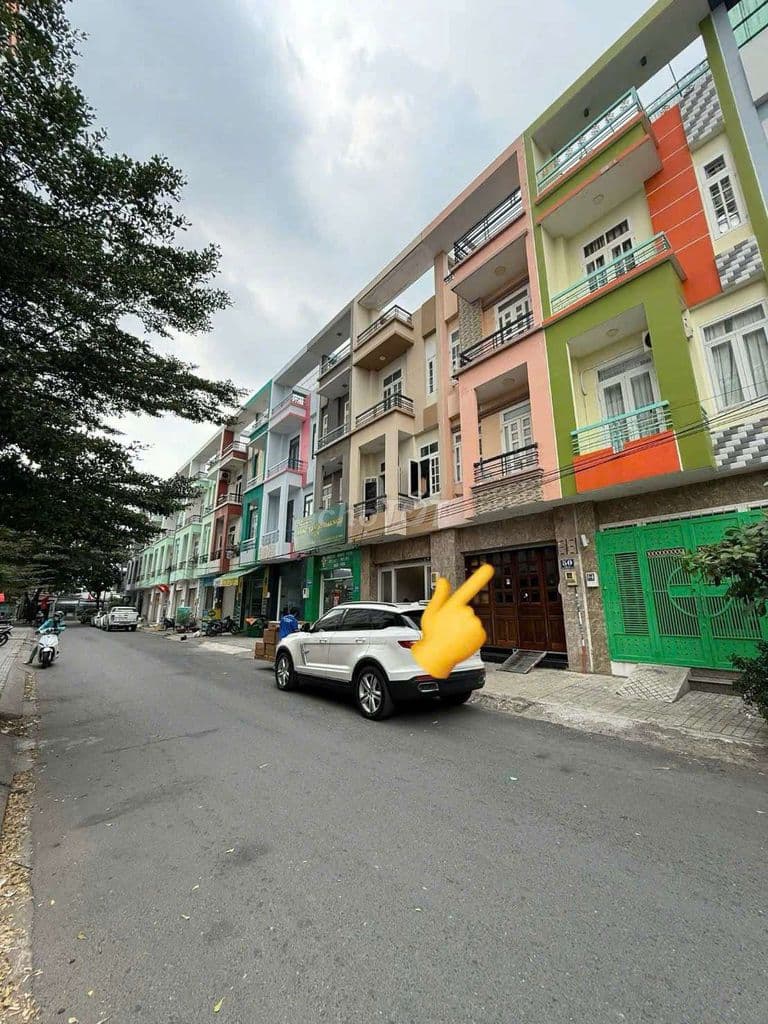 Bán nhà mặt tiền đường số khu bông sao f5 Quận 8 giáp Quận 1 ,Quận 5 - Ảnh 2