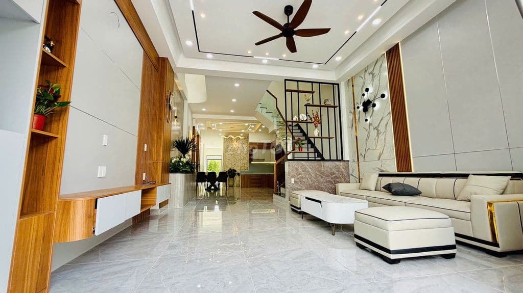 🔥 XEM LÀ MÊ - SIÊU PHẨM NHÀ 2 LẦU – ĐẸP ĐỘC ĐÁO KHÔNG ĐỤNG HÀNG - Ảnh 3