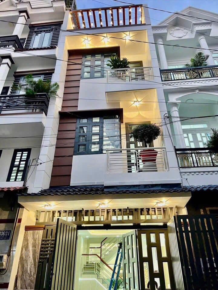 Bán nhà 2 lầu 5x21m giá 950 triệu, trả trước 300 triệu nhận nhà ở.