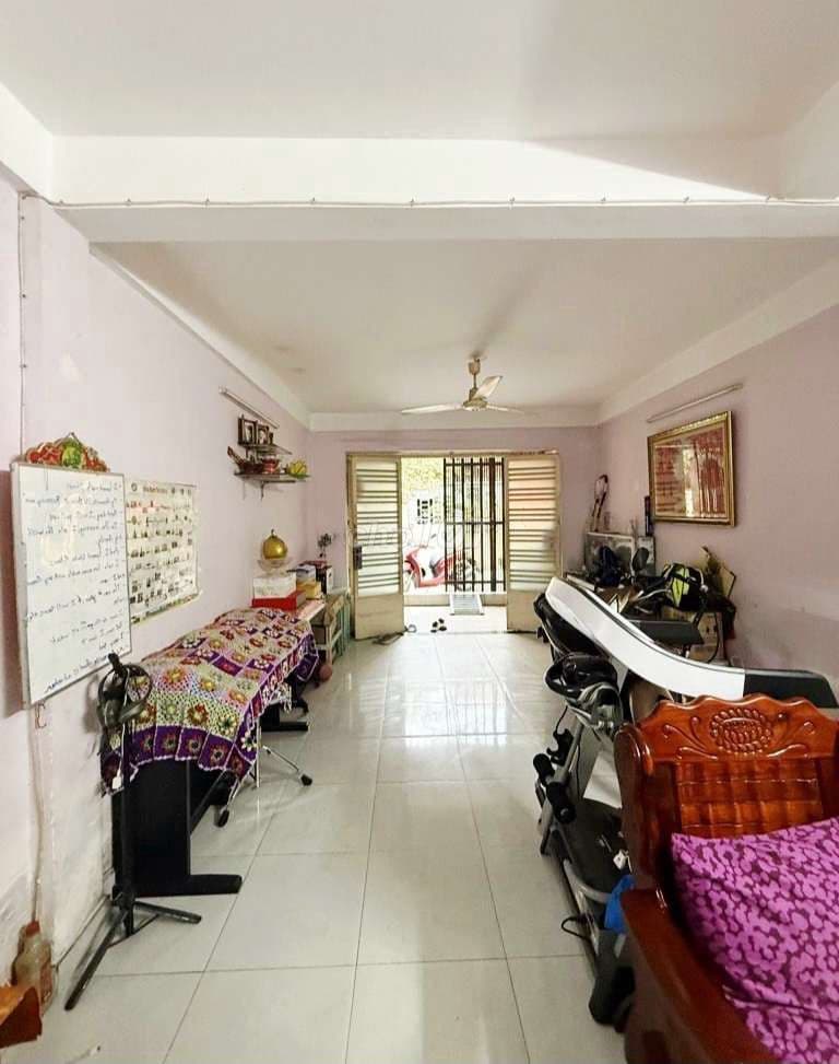 Bán gấp nhà hẻm xe hơi, DT 67m, gần chợ Bà Chiểu, Phường Bình Thạnh - Ảnh 3