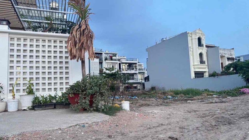 LÔ ĐẤT MT BỜ SÔNG VÀM THUẬT, 5.2x33m,AN PHÚ ĐÔNG GIÁP GÒ VẤP