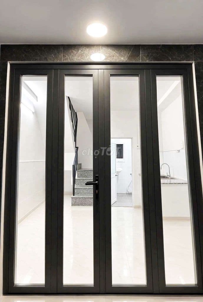 Nhà 3,5x4m 2lầu ngay ngã tư Lạc Long Quân Âu Cơ - Ảnh 3