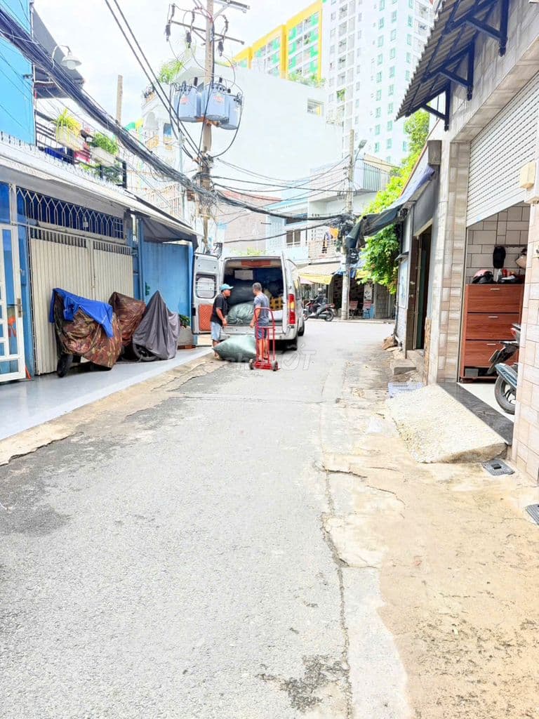 BÁN NHÀ KẾ KHU BÀU CÁT - 58M2 - 3 PN - 2 TẦNG, NGANG 4 CHỈ NHỈNH 5 TỶ - Ảnh 2