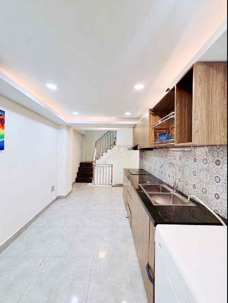 NHÀ 5 TẦNG 4PN NGUYỄN KHOÁI P2Q4 – GIÁ CHỈ 5.1 TỶ -OTO ĐỔ SÁT NHÀ - Ảnh 3