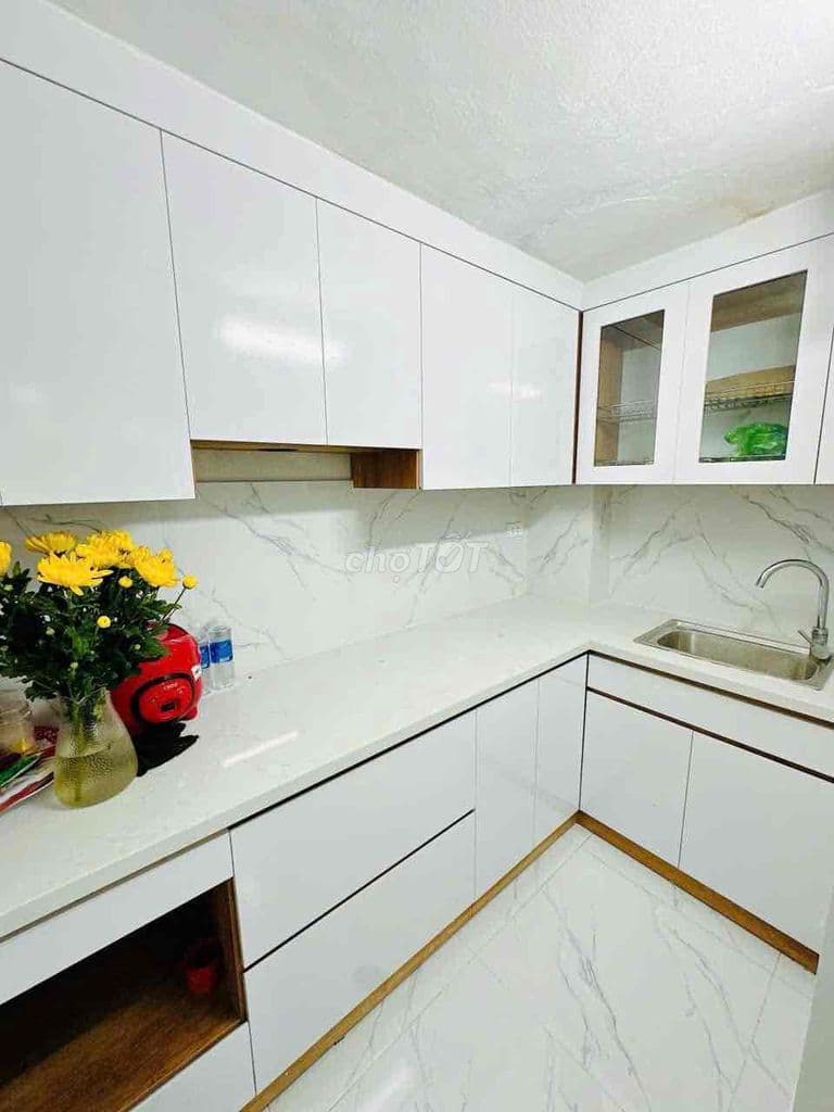 GĐ CẦN BÁN CĂN NHÀ 24m PHỐ KHÂM THIÊN 5 tầng 20m ra phố - Ảnh 2