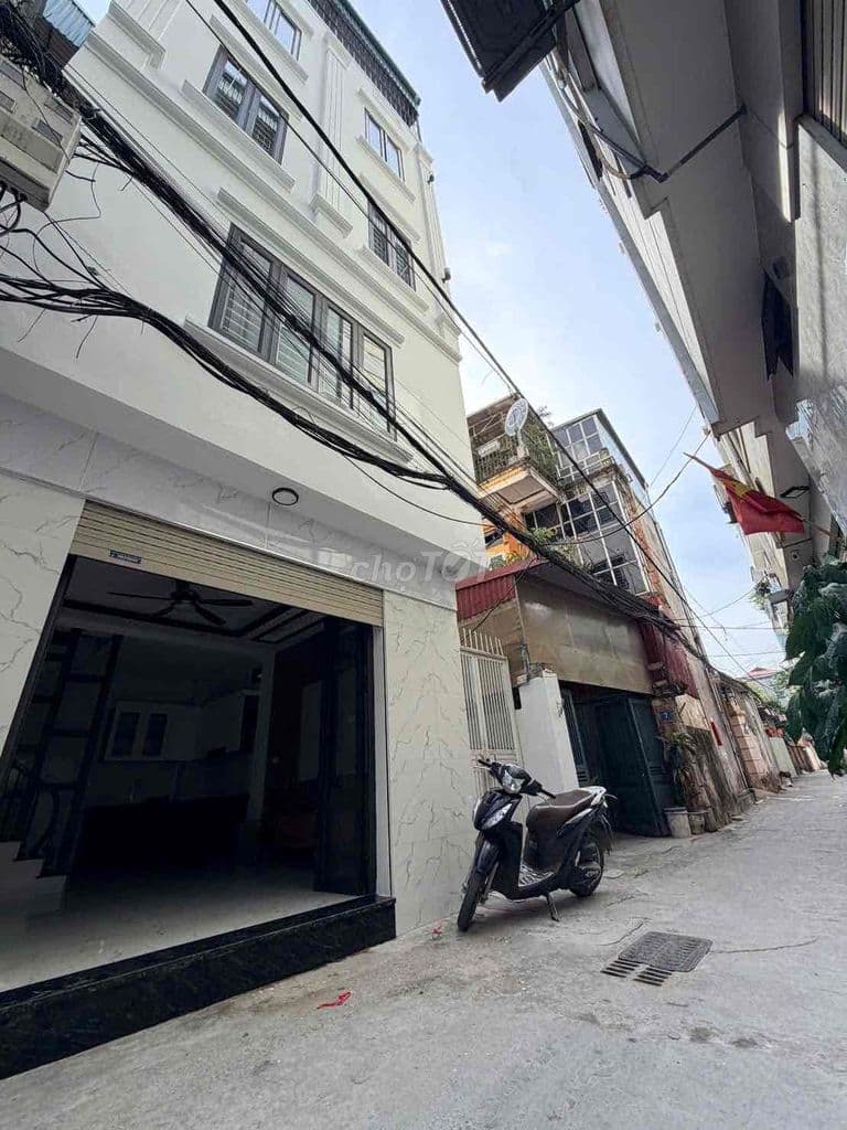 📢📢📢Nhà 5 Tầng Cổ Linh 2 Mặt Ngõ, Đường Thông Ô Tô Tới Cửa - Hơn 6 tỷ