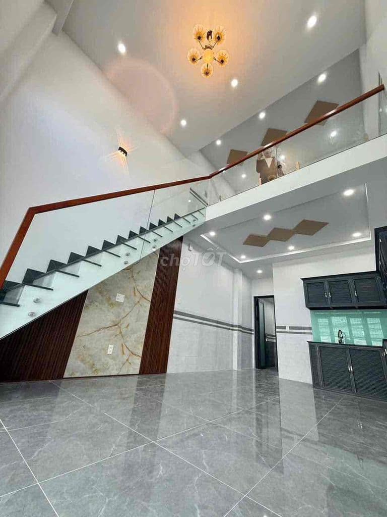 nhà mặt tiền đường thông 4x12 nhà 1 lầu 2pn 2 wc - Ảnh 3