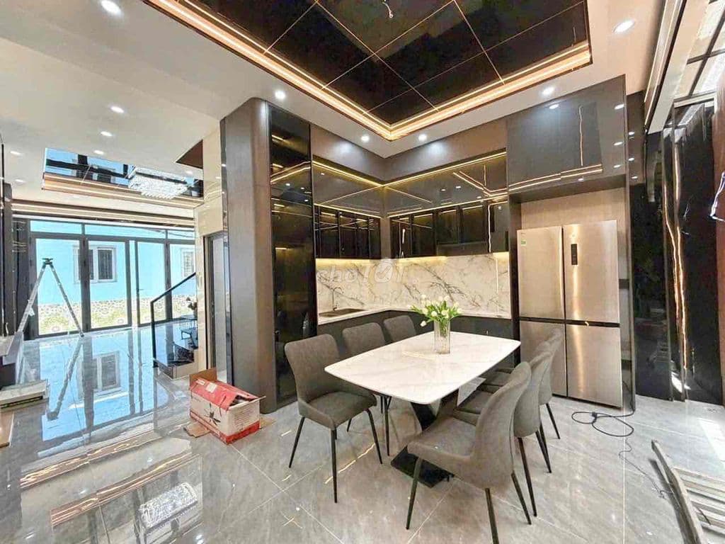 NHÀ 3 TẦNG MỚI ĐẸP – FULL NỘI THẤT – NGANG GẦN 5M - CẠNH PHÚ MỸ HƯNG - - Ảnh 3